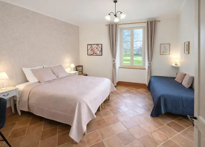 Ferme Du Grand Breton Couette-café 3*