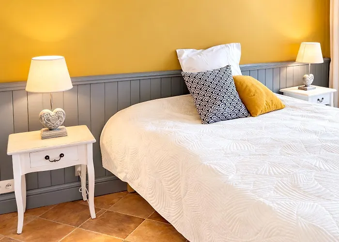 Ferme Du Grand Breton Bed and breakfast 3*